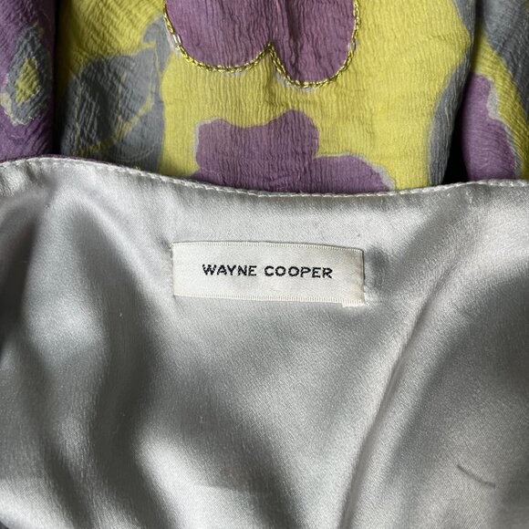 Australian designer 100% silk peplum top with floral design and sequins - Picture 10 of 13